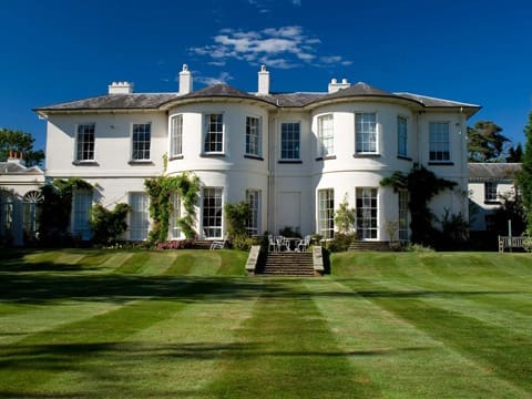 Sandbanks Architects Increase Property Value | InHouse Design Studio